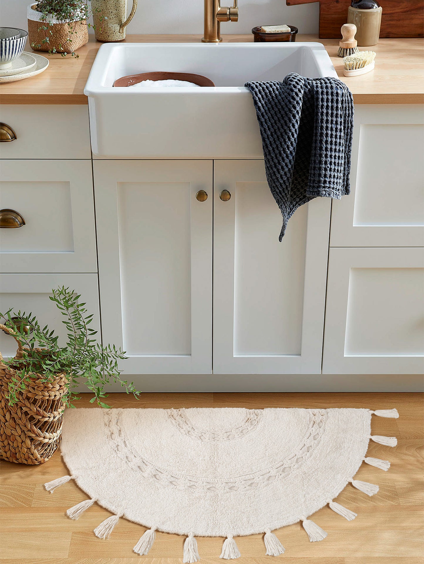 Boho Half Circle Cotton Bath Mat with Tassels