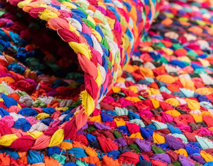 Handwoven Oval Braided Area Rug (Vibrant Colors, Eco-Friendly)