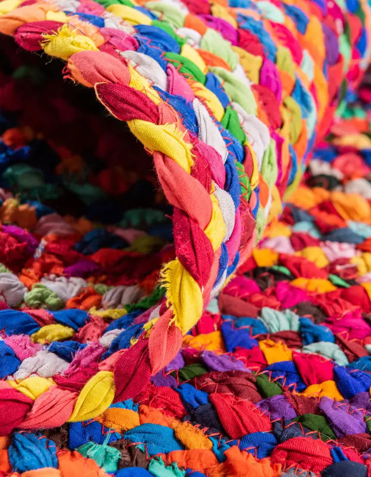 Handwoven Oval Braided Area Rug (Vibrant Colors, Eco-Friendly)